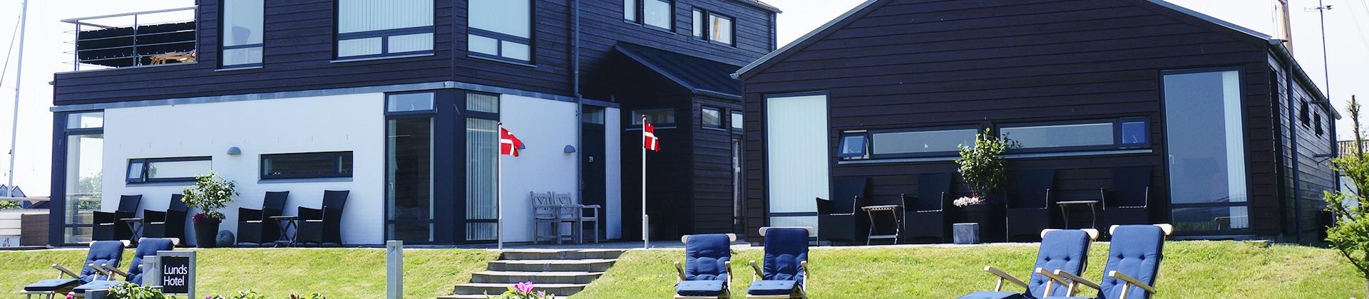 Velkommen til Lunds Hotel¤Familiedrevet badehotel placeret ved hav & søbad